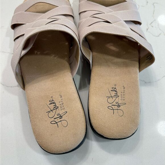 Life Stride Women's Sandals in Cream - Picture 3 of 5